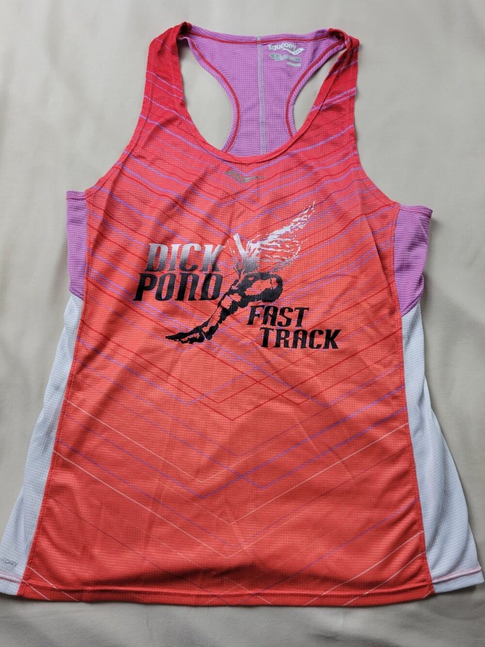 Saucony Dick Pond Running Tank